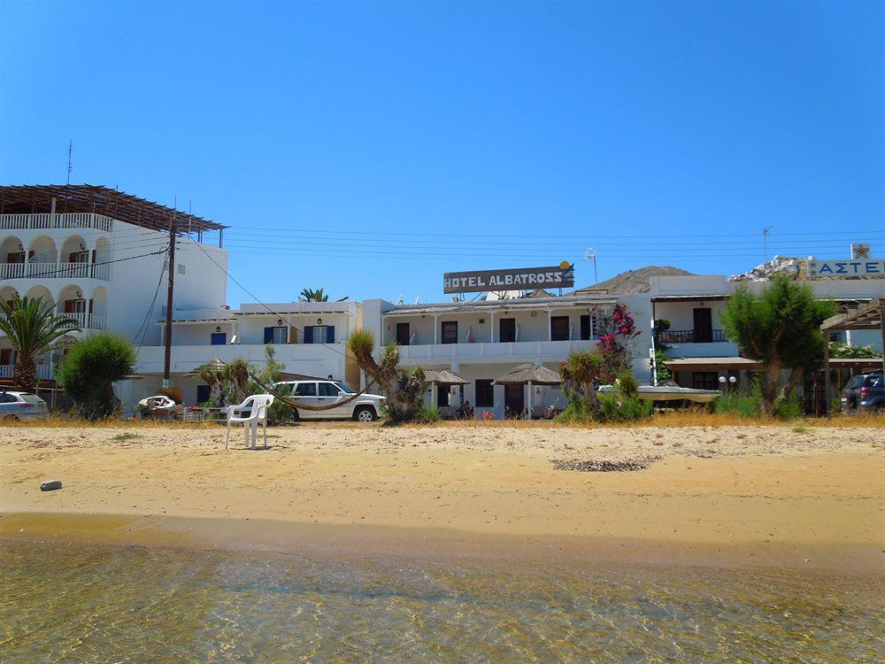 Albatross Hotel Livadi  Buitenkant foto