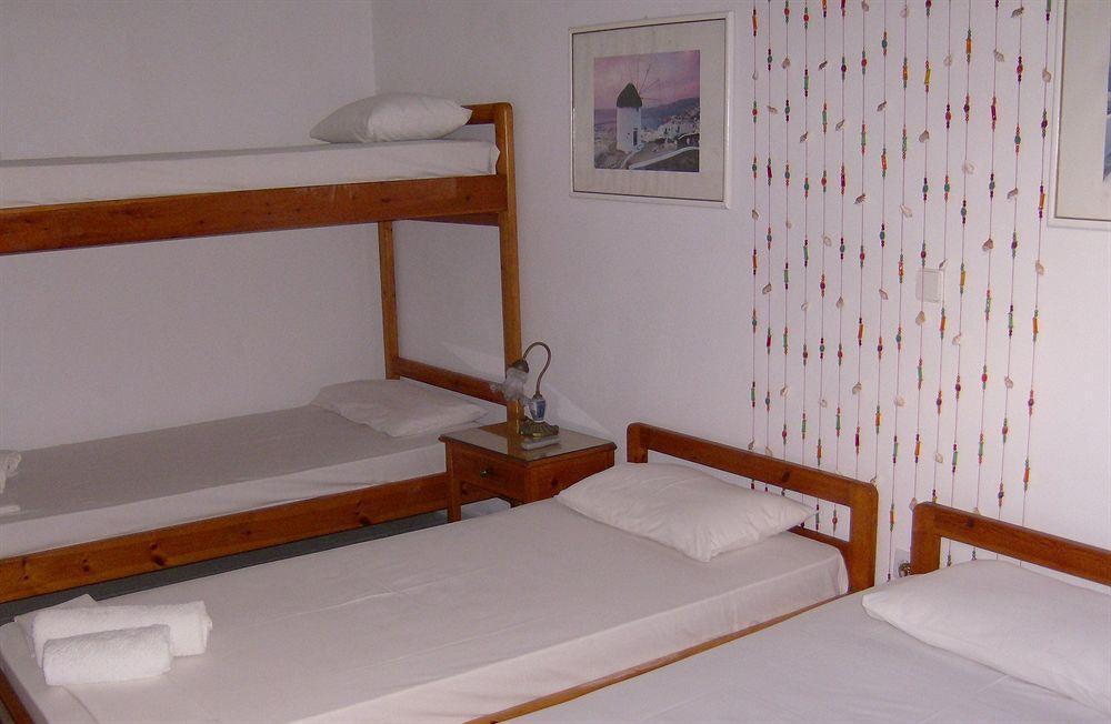 Albatross Hotel Livadi  Kamer foto