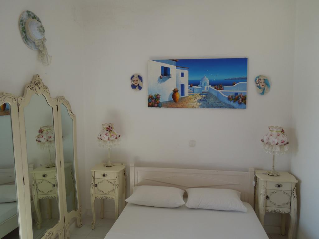 Albatross Hotel Livadi  Kamer foto